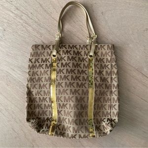 Michael Kors Bag. NWOT